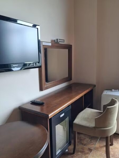 Minibar ve banyo malzemeleri