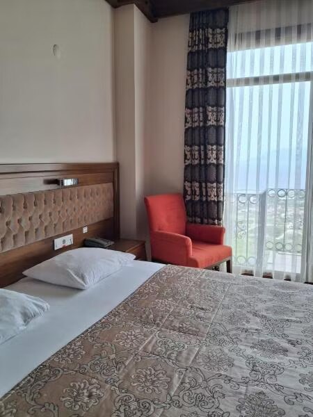 Deluxe Oda yatak ve manzara